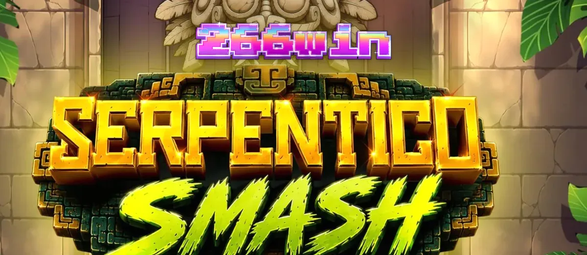 Cena de jogo do slot Serpentico Smash com símbolos astecas e selva